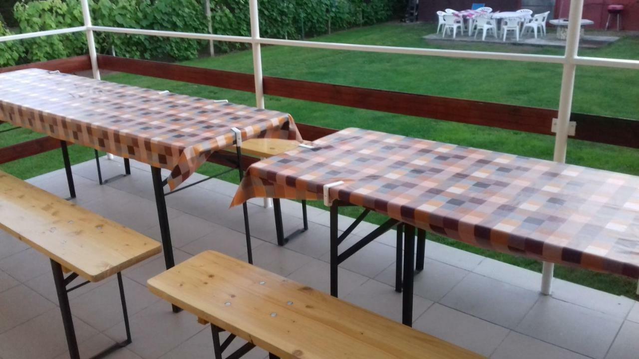 Harmatcsepp Apartmanház Nyiregyhaza Bagian luar foto
